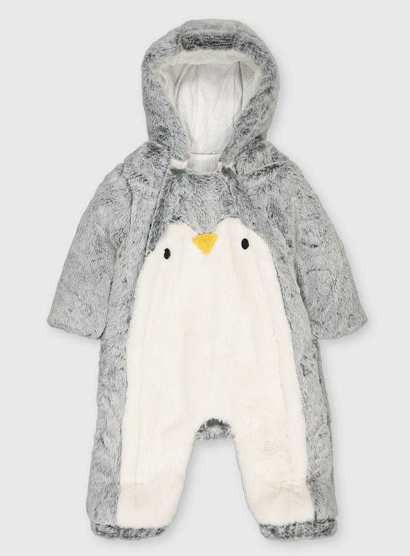 Penguin dressing clearance gown sainsburys