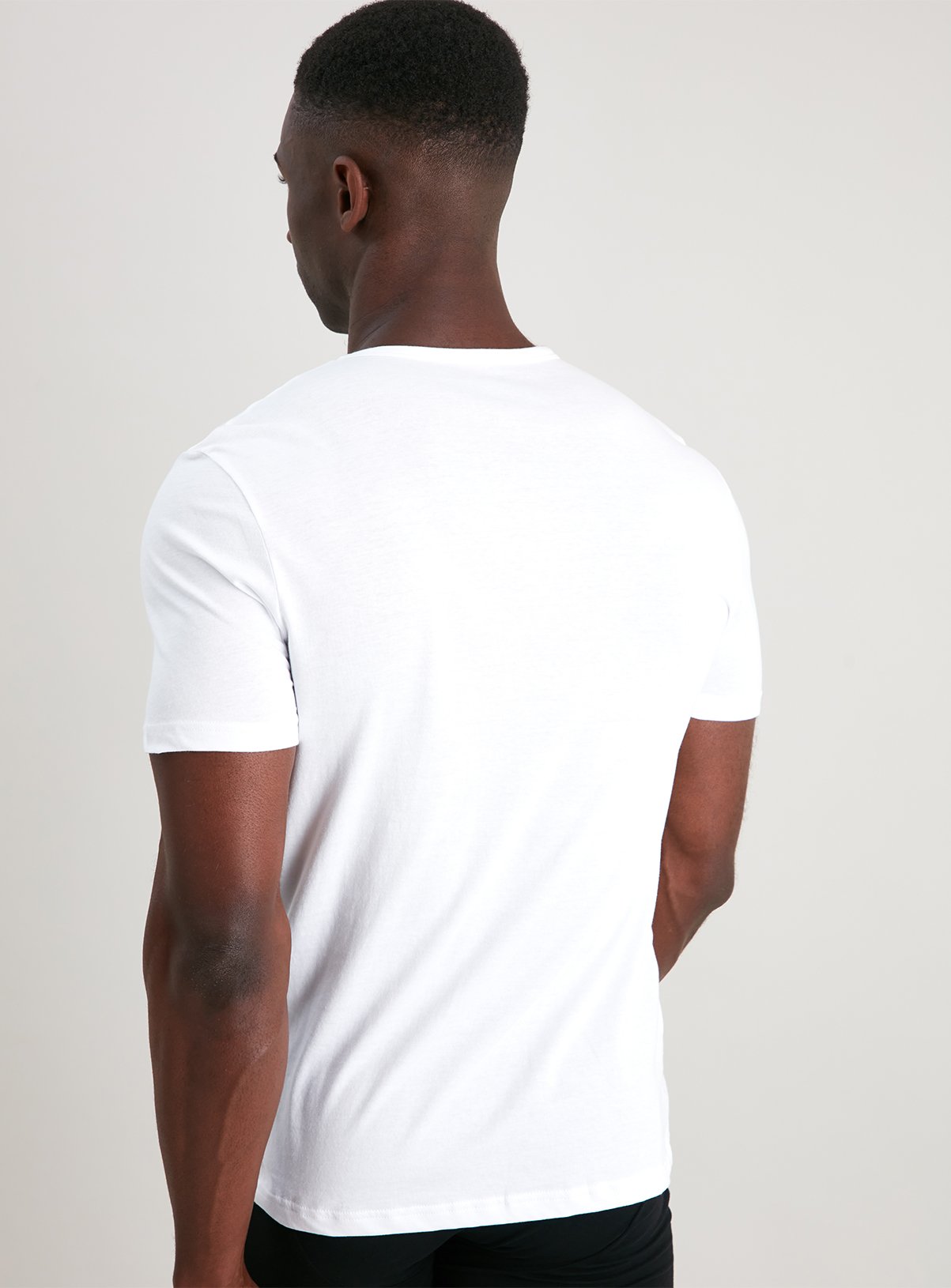 White T-Shirt Vests 2 Pack XXL - Image 3 thumbnail