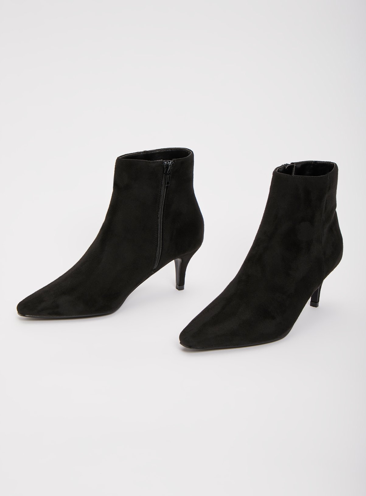 new look faux suede pointed heeled boots in black