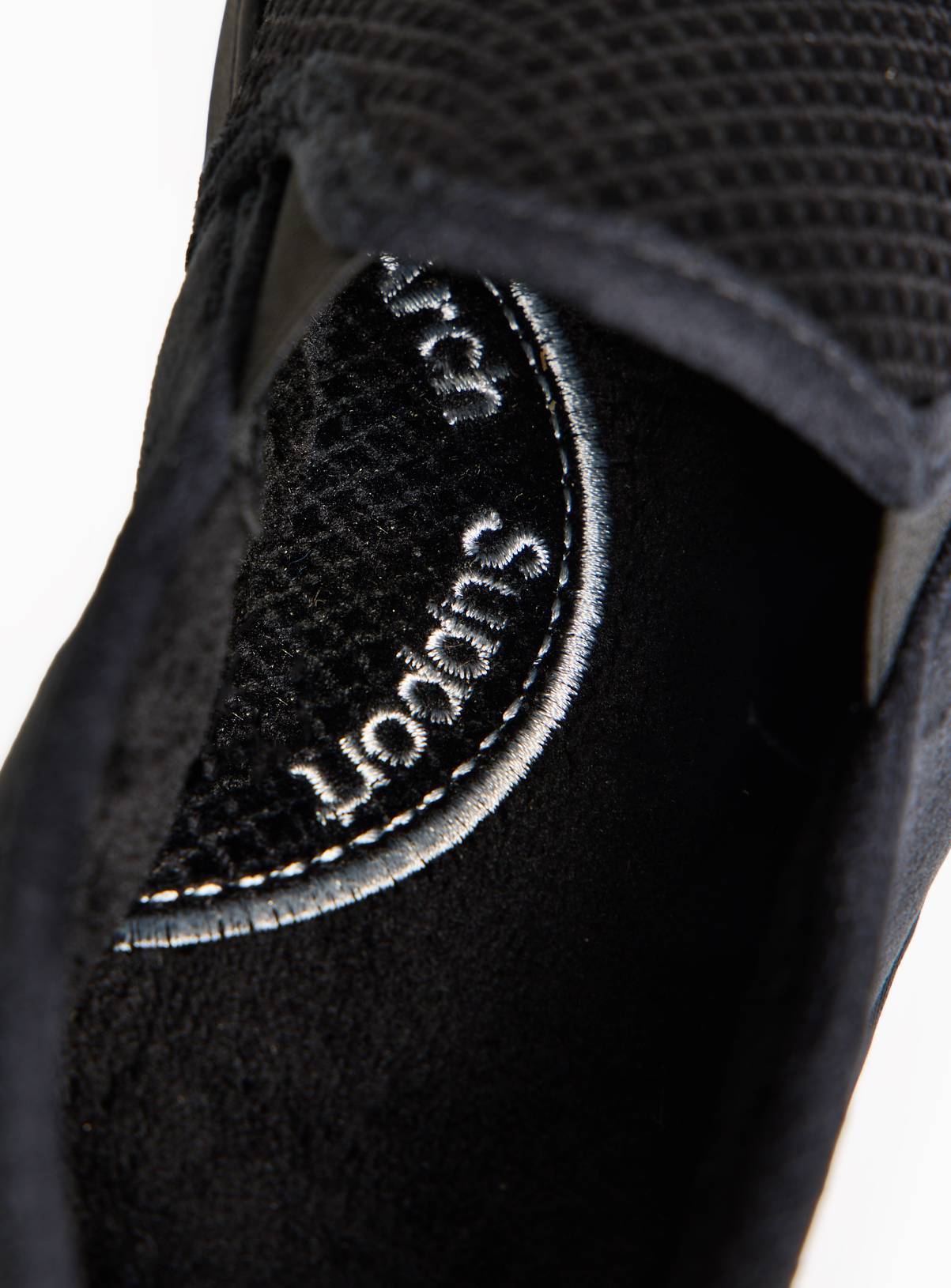 Black Diagonal Square Full Slippers With Arch Support 10 - Image 3