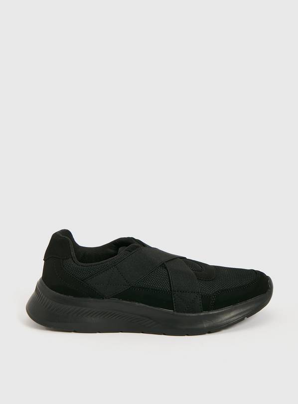 Sole Comfort Black Cross Over Strap Shoes - 5