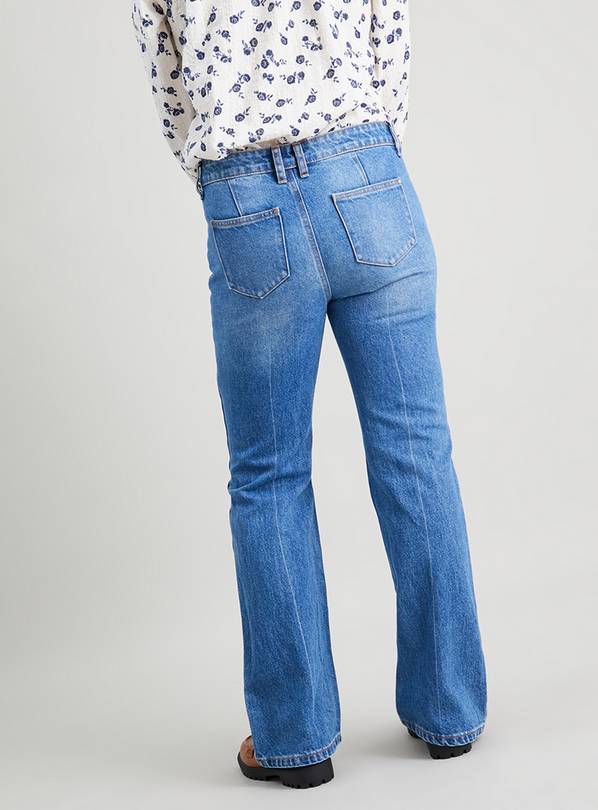 Star Back Pocket Seam Detail Flare Jeans