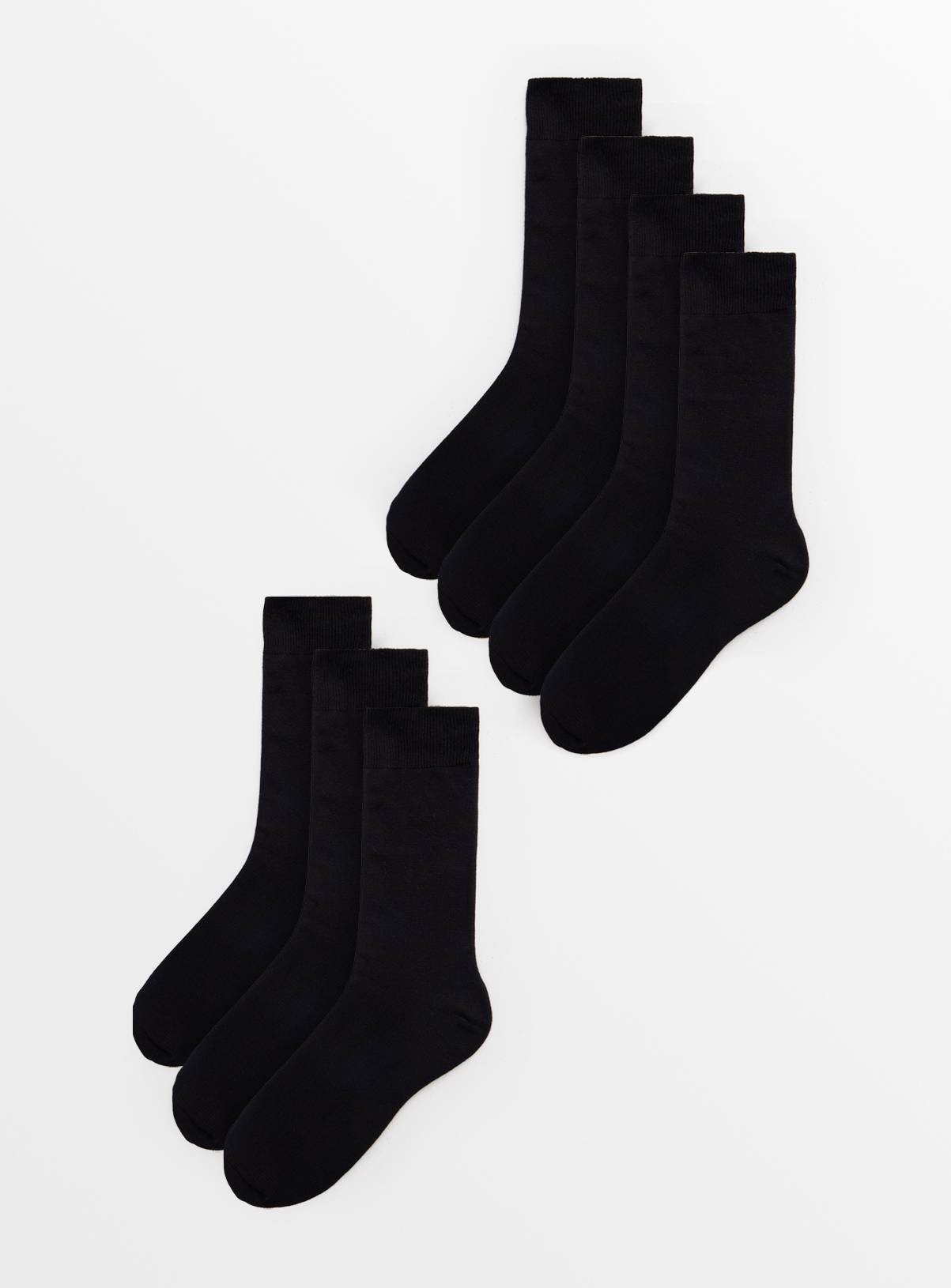 Plain Black Ankle Socks 7 Pack 6-8.5 - Image 1