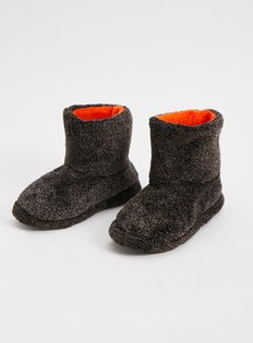 New TU Girls Black Toggle Slipper Boots Size 10/11 Infant 