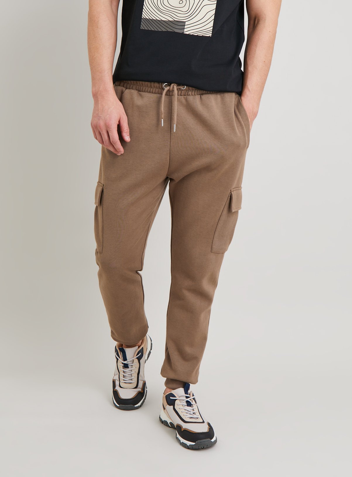 mens joggers with elasticated bottoms