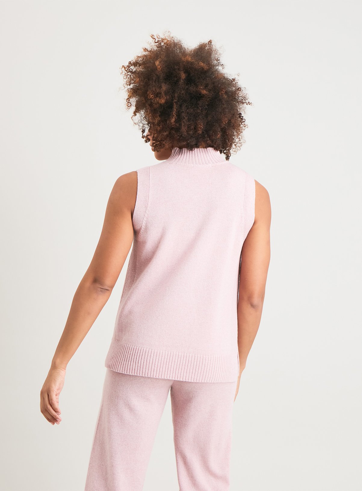 Lilac High Neck Knitted Vest With Cashmere 18 - Image 4 thumbnail