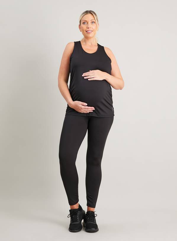 Mamalicious Maternity active legging shorts set in khaki