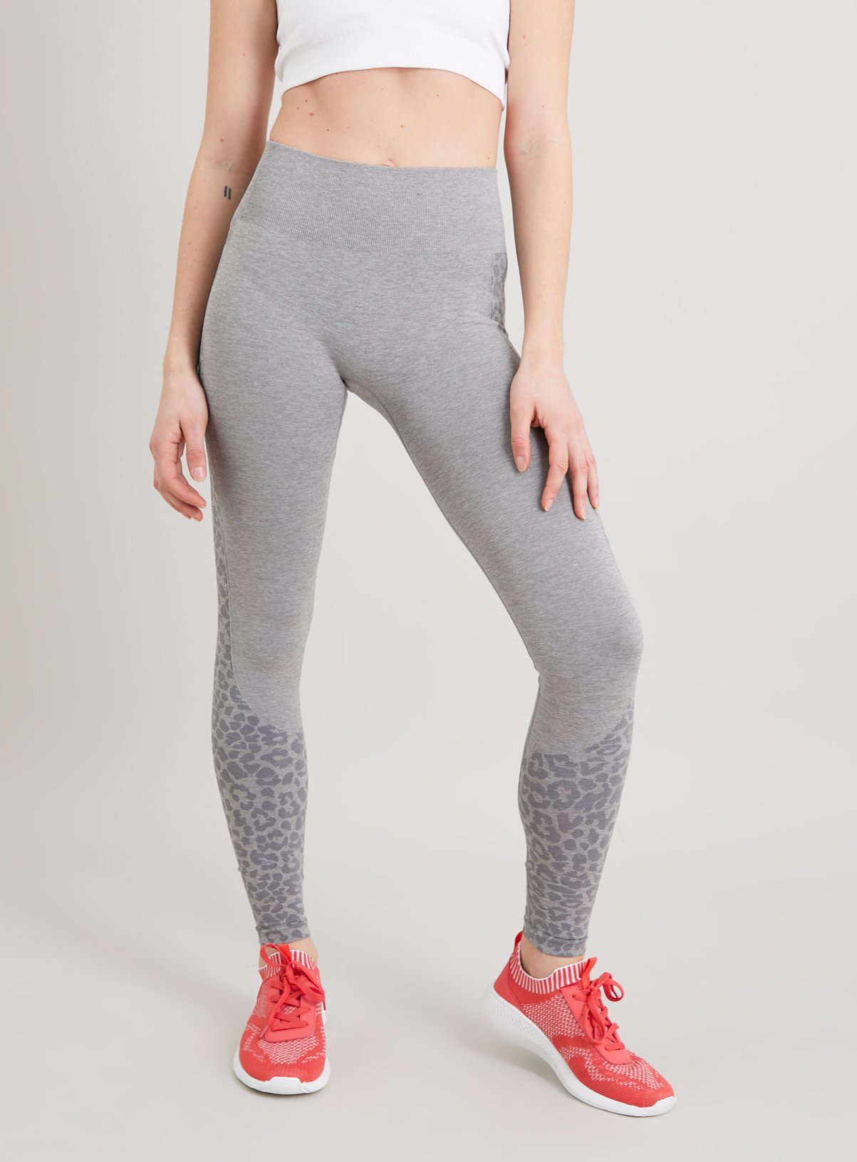 Peter Jones Yoga Clothing