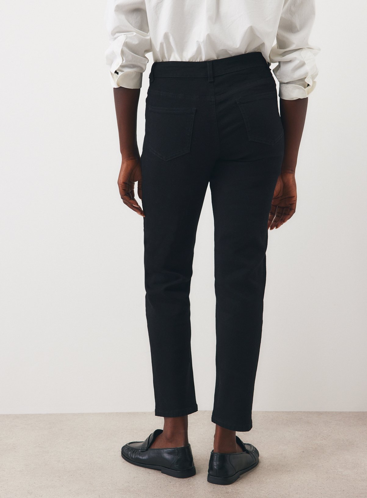 Black Denim Straight Leg Jeans 12R - Image 4 thumbnail