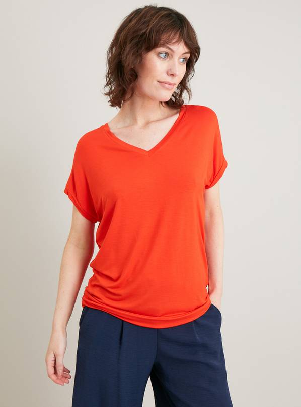 Red Relaxed Fit V-Neck T-Shirt - 8