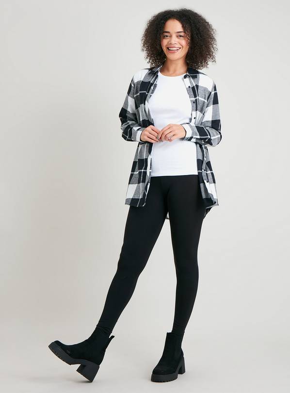 Black and white hot sale checkered leggings outfit