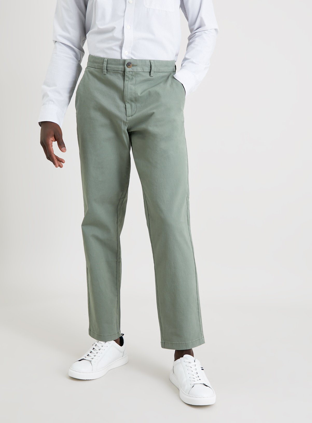 Green Straight Leg Chinos With Stretch review | 8.5 / 10