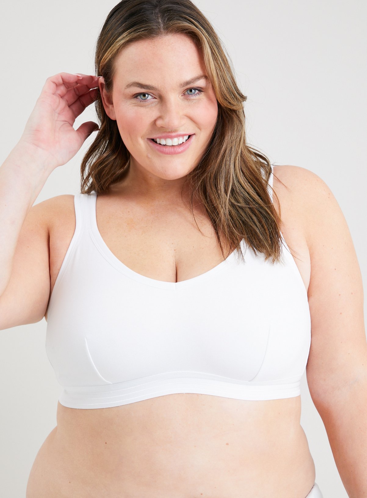 DD+ White Comfort Non Wired Support Bra 38GG