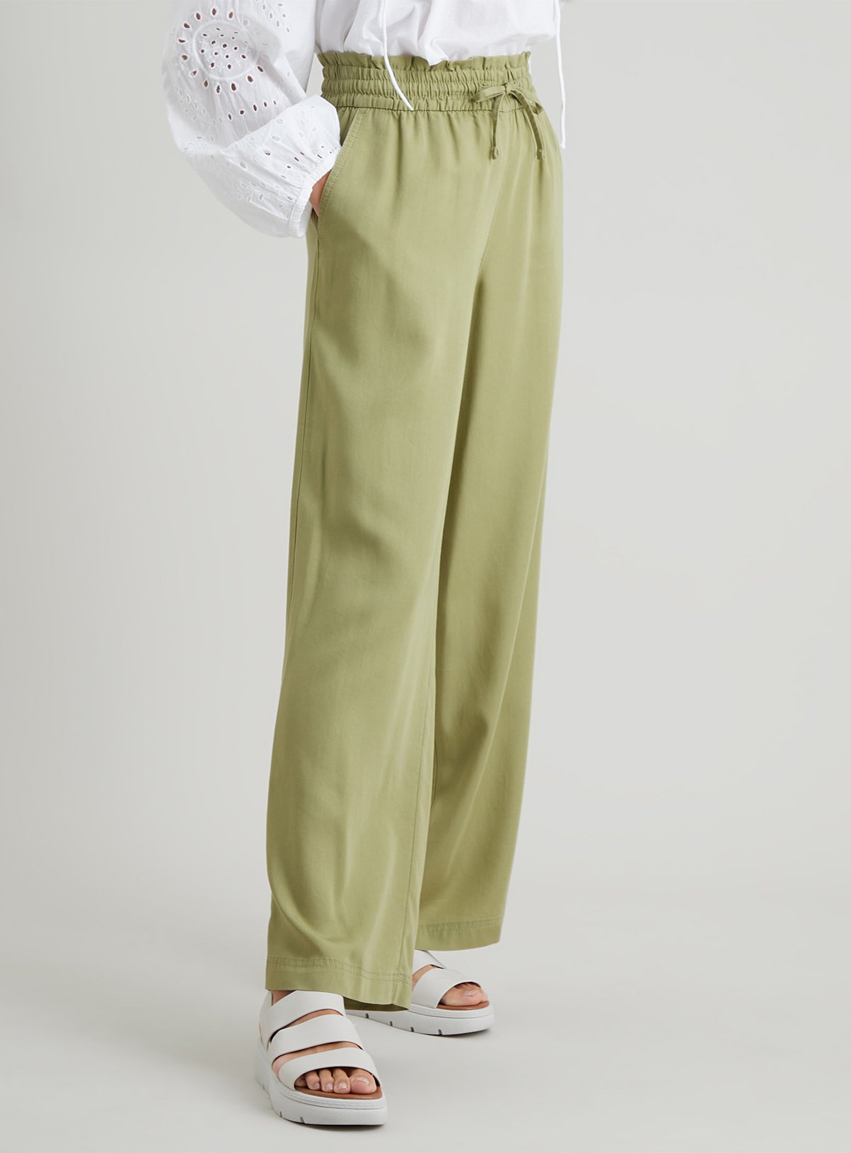 Khaki Trousers With TENCEL™ Lyocell 16L - Image 1 thumbnail