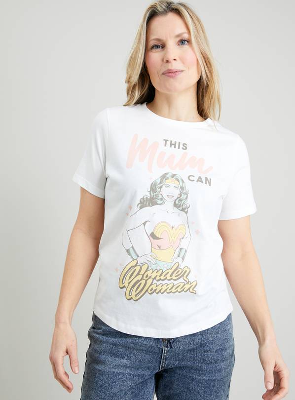 Wonder Woman White Regular Fit Mum T-Shirt - 16