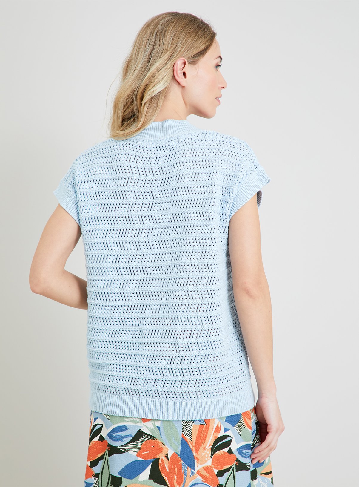 Pale Blue Stitchy V-Neck Tank Top - 12 - Image 4 thumbnail