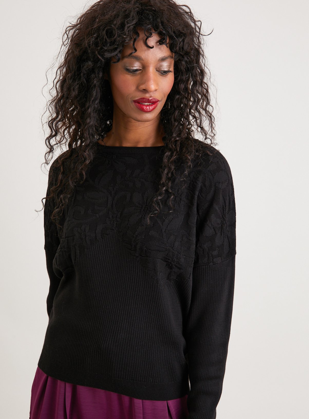 black batwing jumper