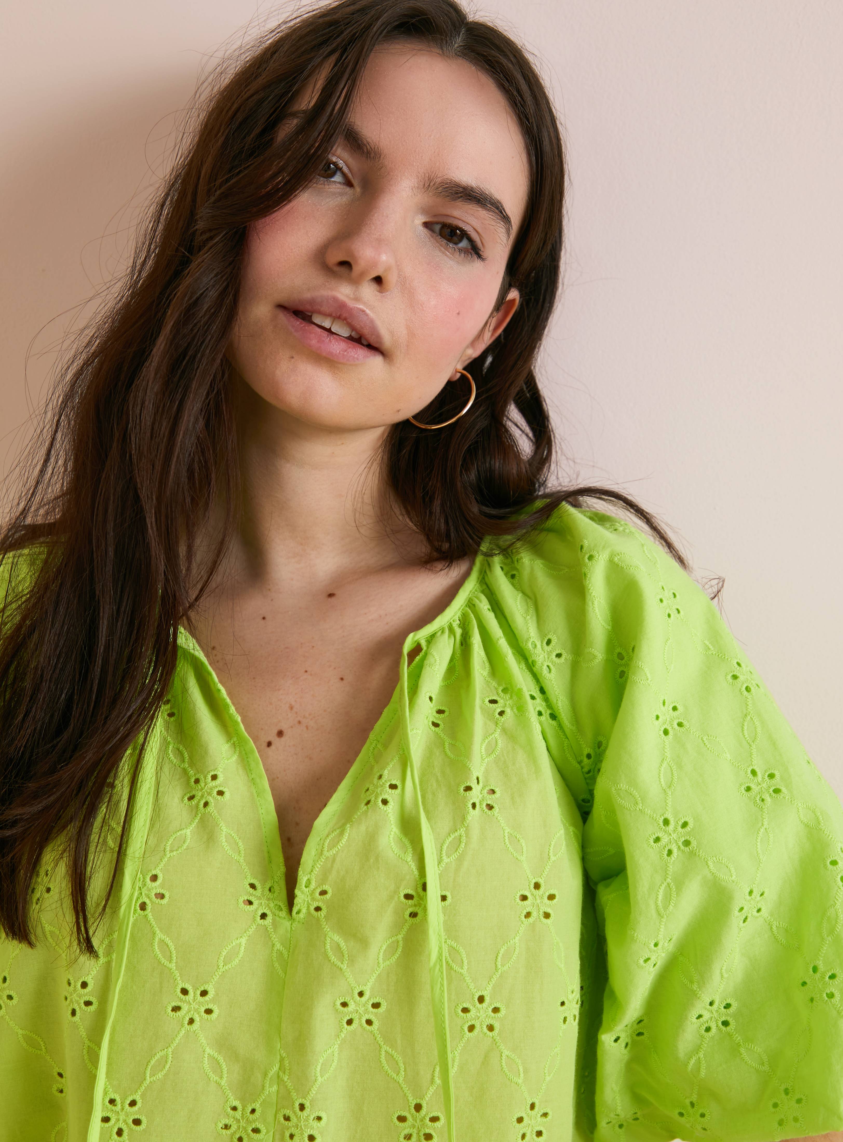 Everbelle Relaxed Broderie Blouse 6 - Image 2