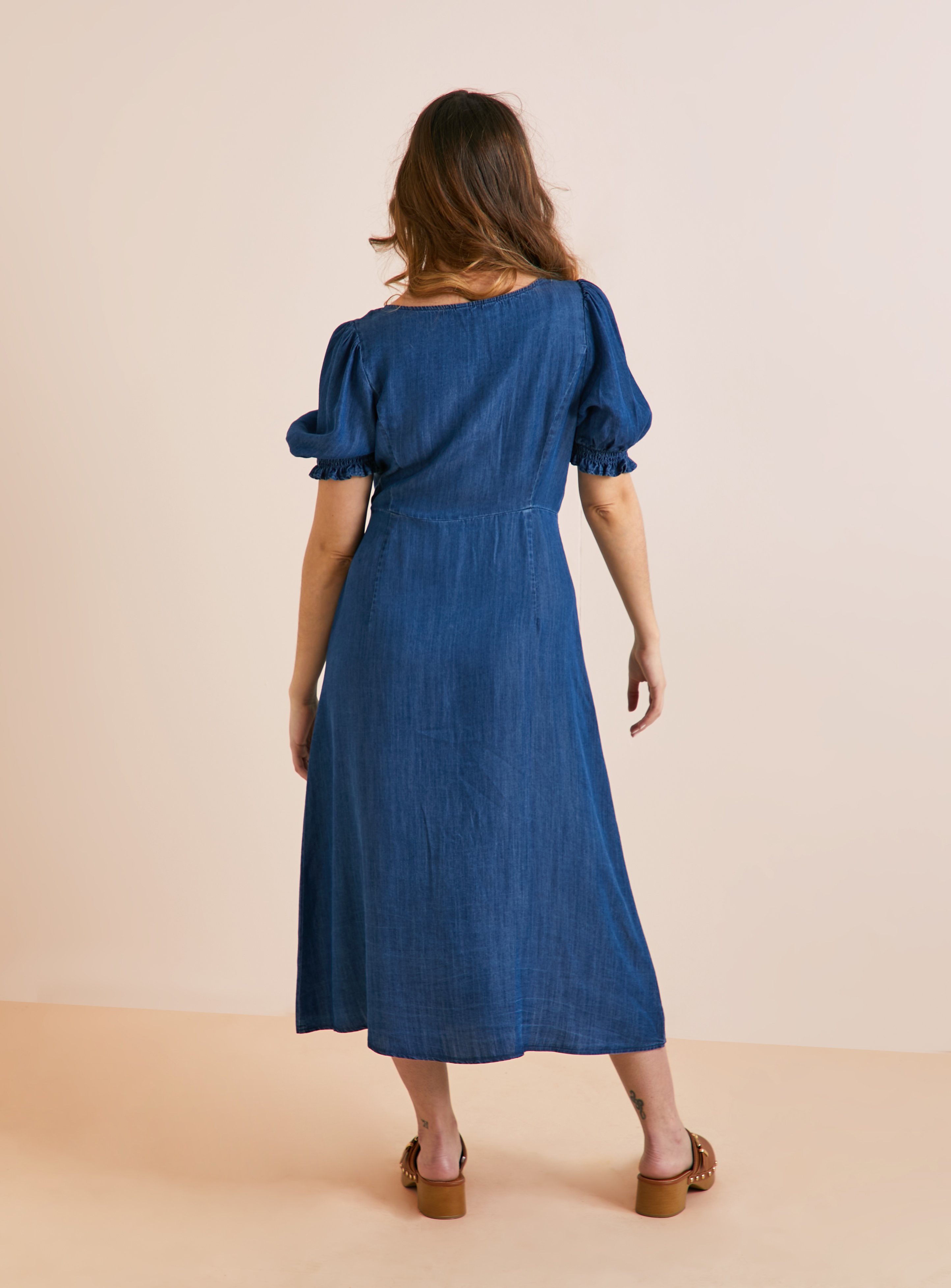 Everbelle Denim Midi Dress With Tencel™ Lyocell - 6 - Image 4 thumbnail