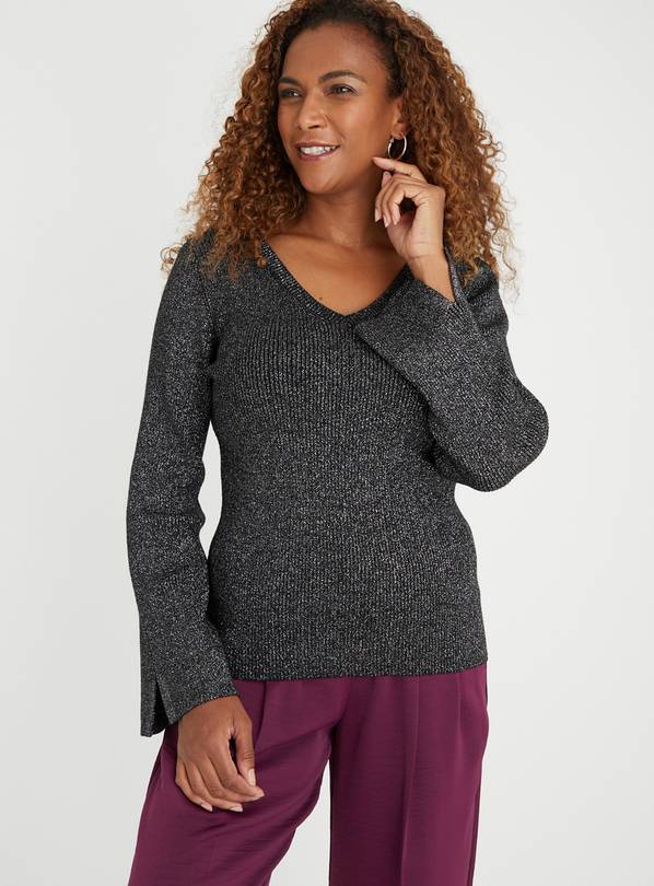 Black v neck outlet jumpers womens