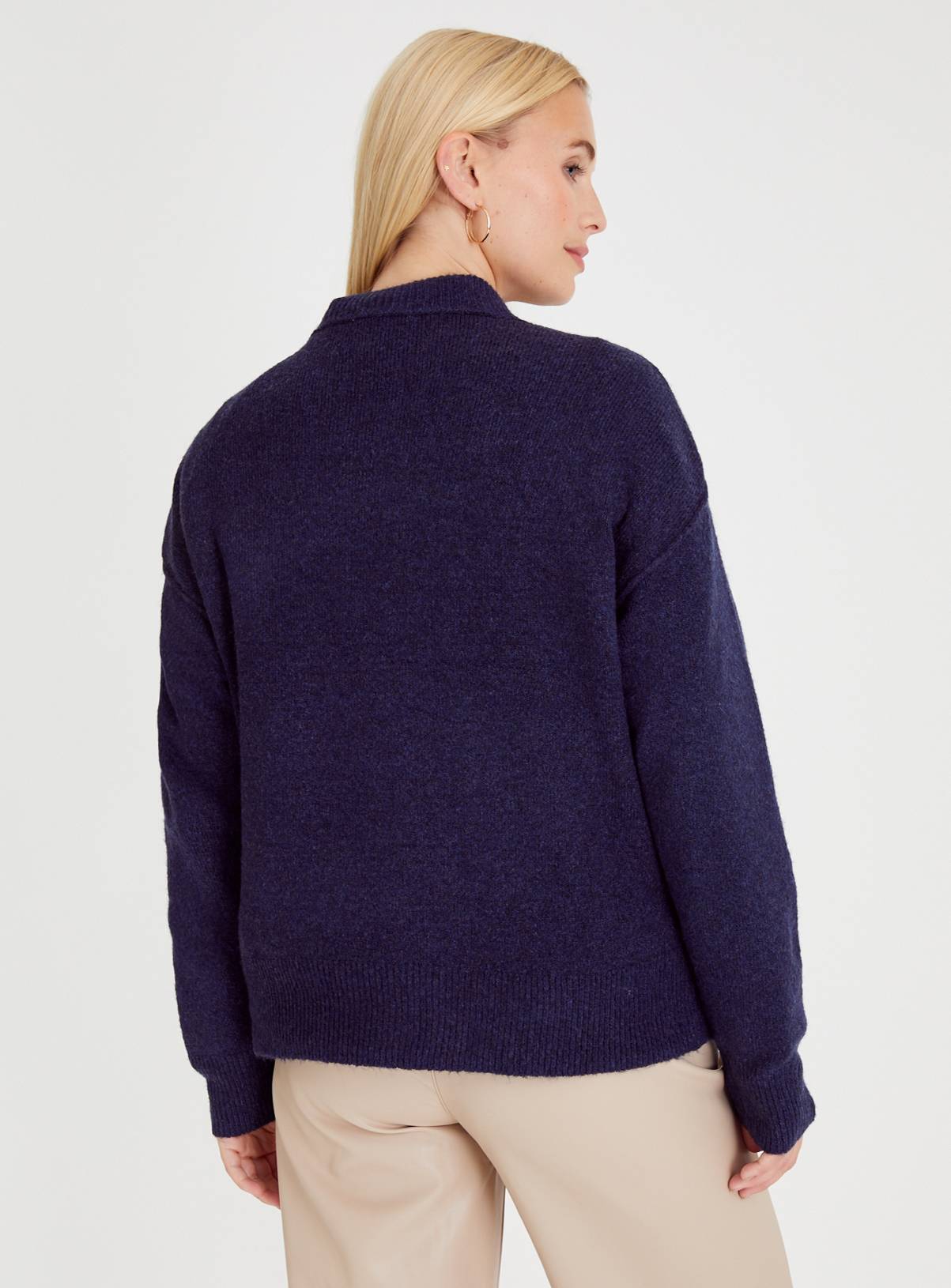 Navy Crew Neck Jumper 10 - Image 4