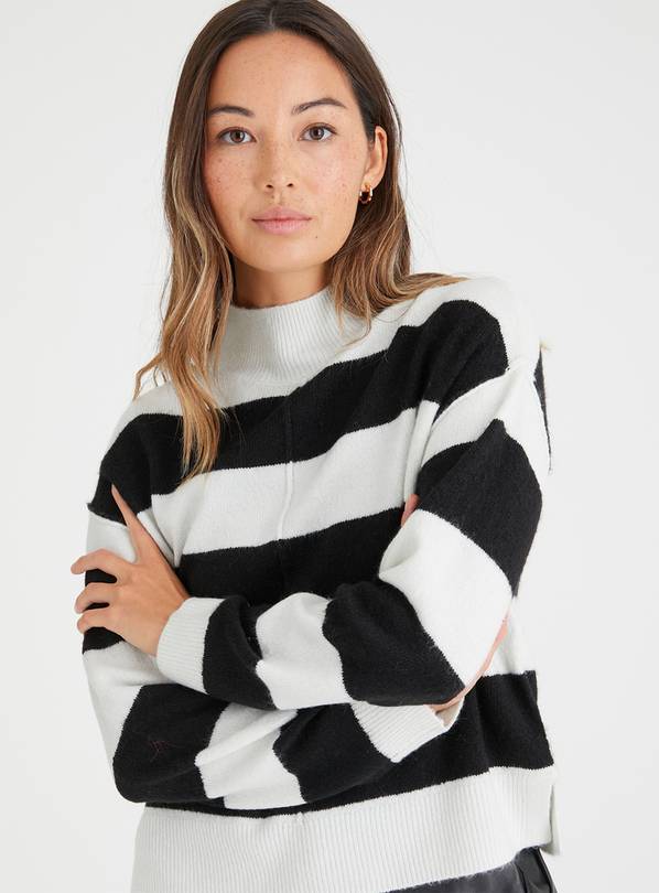 Black and white outlet striped jumper