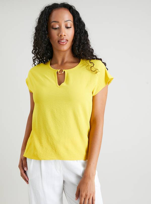 Yellow Ring Neck Shell Top 16