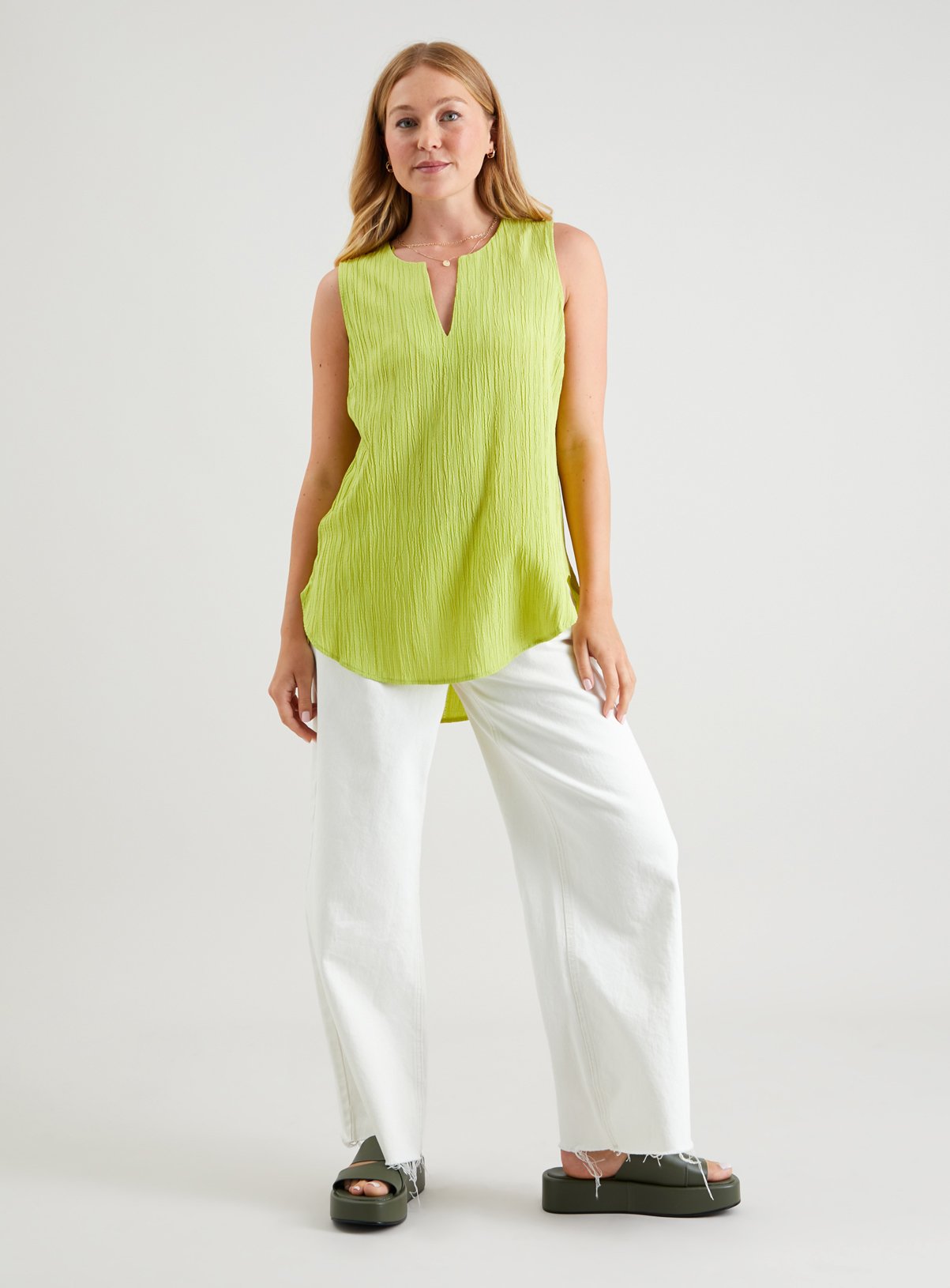 Green Textured Notch Neck Shell Top 12 - Image 2 thumbnail