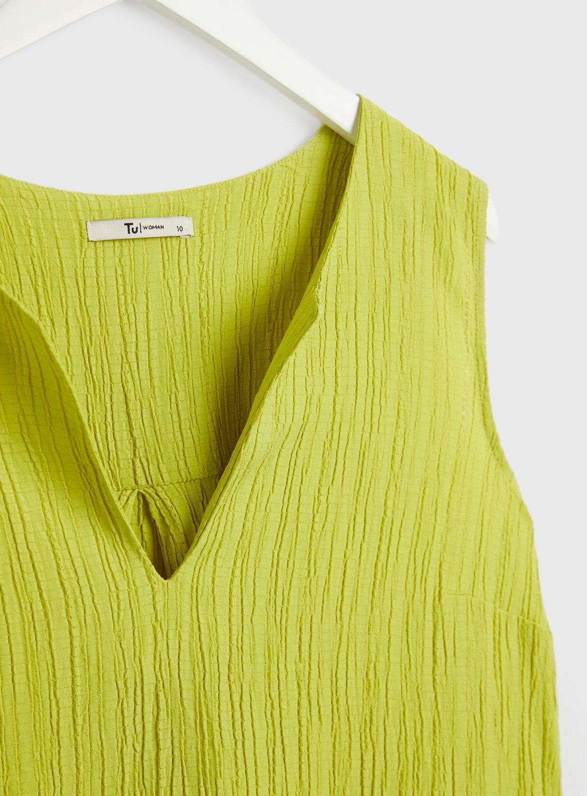 Green Textured Notch Neck Shell Top 12 - Image 4 thumbnail