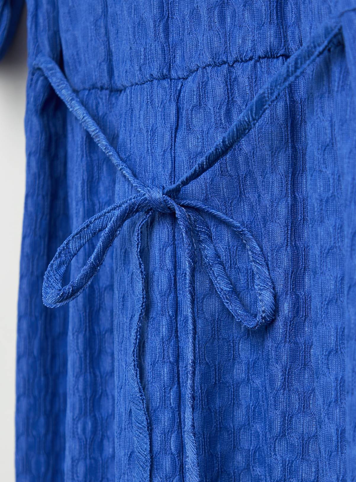 Blue Crinkle Midi Dress 26 - Image 4