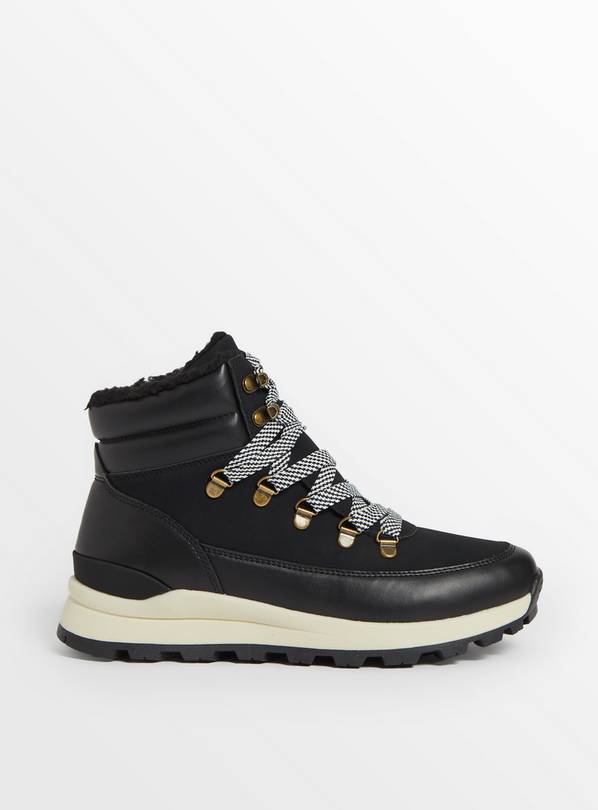 Buy Black Sporty Hiker Boot 5 Boots Tu