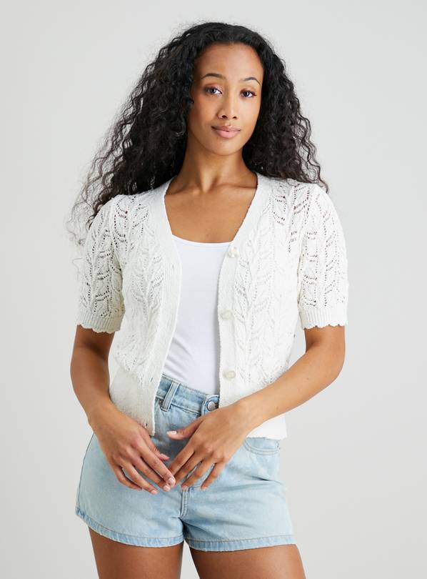 Short store white cardigan