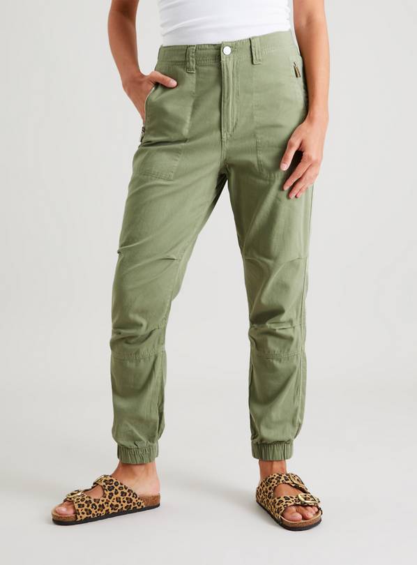 Cargo pants tapered hot sale leg