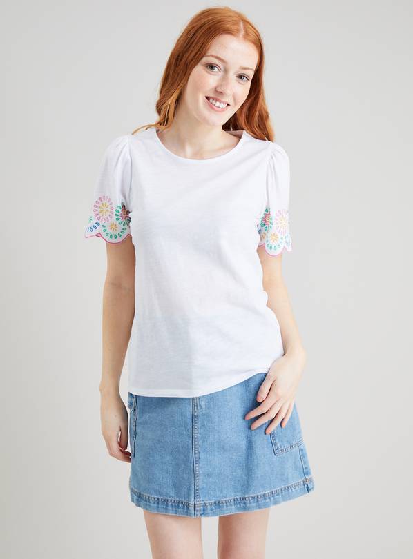 White Embroidered Scallop Sleeve T-Shirt - 10