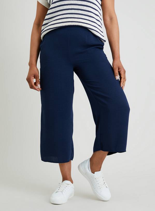 Wide cropped shop trousers