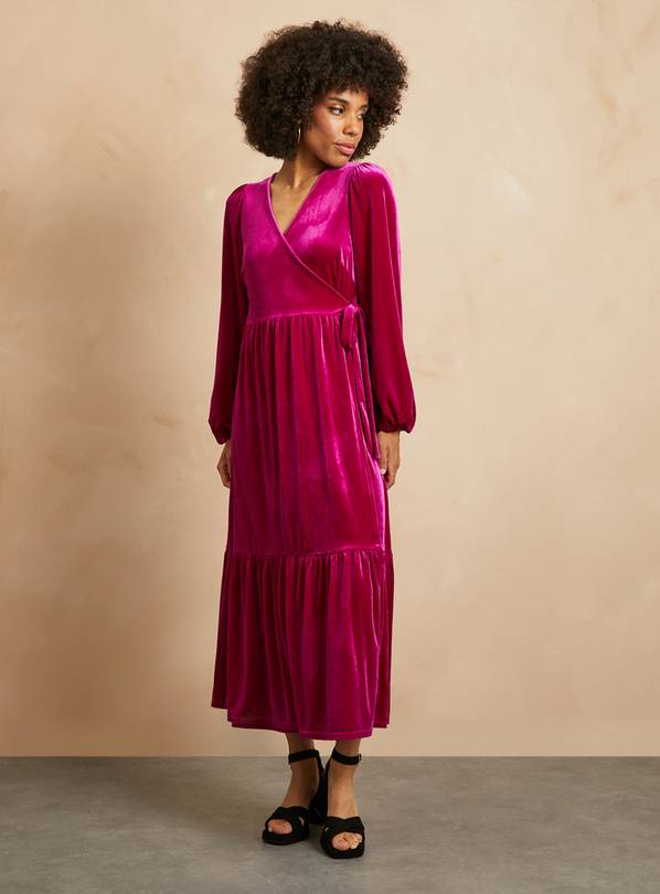 Pink best sale velvet dress