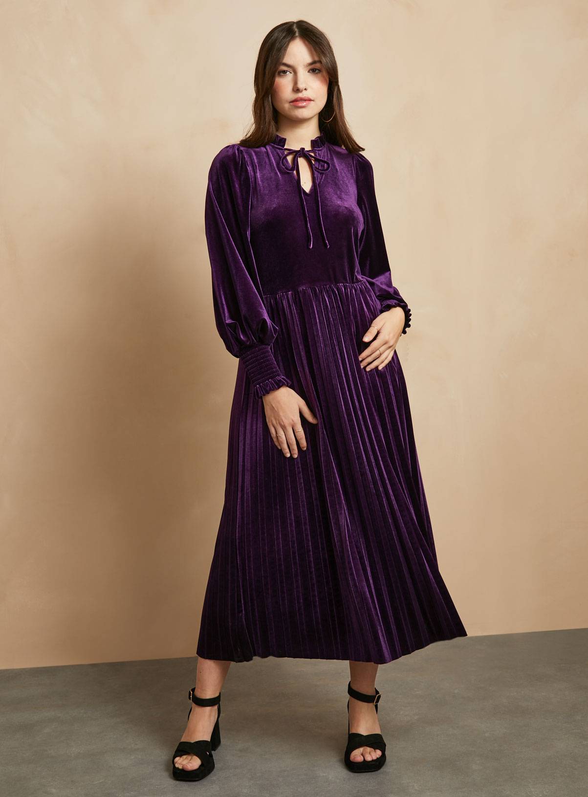 EVERBELLE Purple Velvet High Neck Dress 14 - Image 1