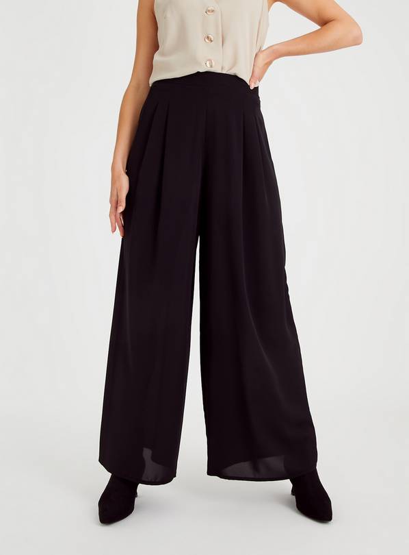 Up To Date Pleated Wide Leg Pants In Black