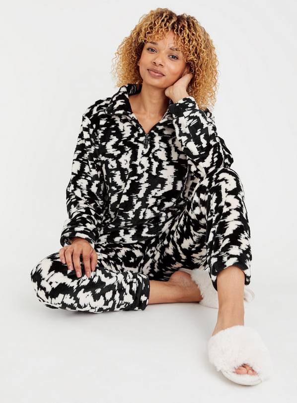 Fleece pyjamas sainsburys hot sale