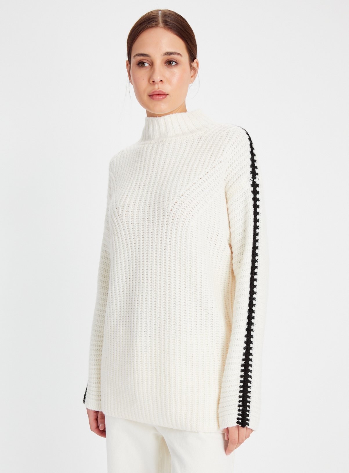 Cream Contrast Blanket Stitch Knitted Jumper 24 - Image 1 thumbnail