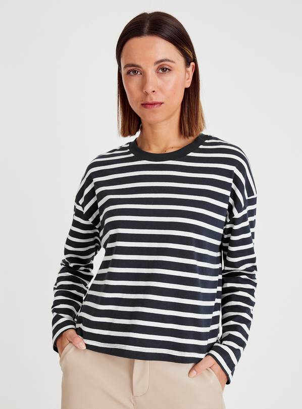 Oversized Navy Stripe Long Sleeve T-Shirt 10