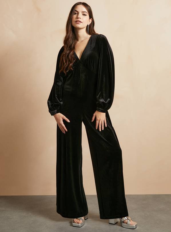 Black velvet outlet jumpsuit long sleeve