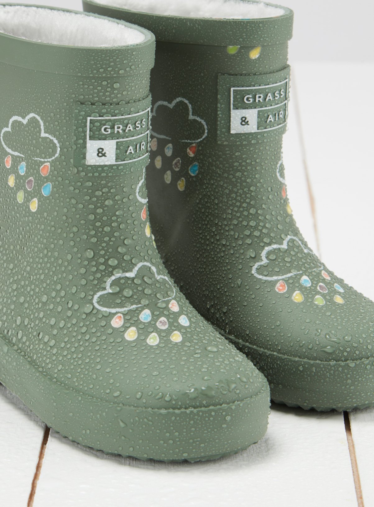 GRASS & AIR Khaki Green Colour Changing Kids Winter Wellies 4 Infant - Image 3 thumbnail