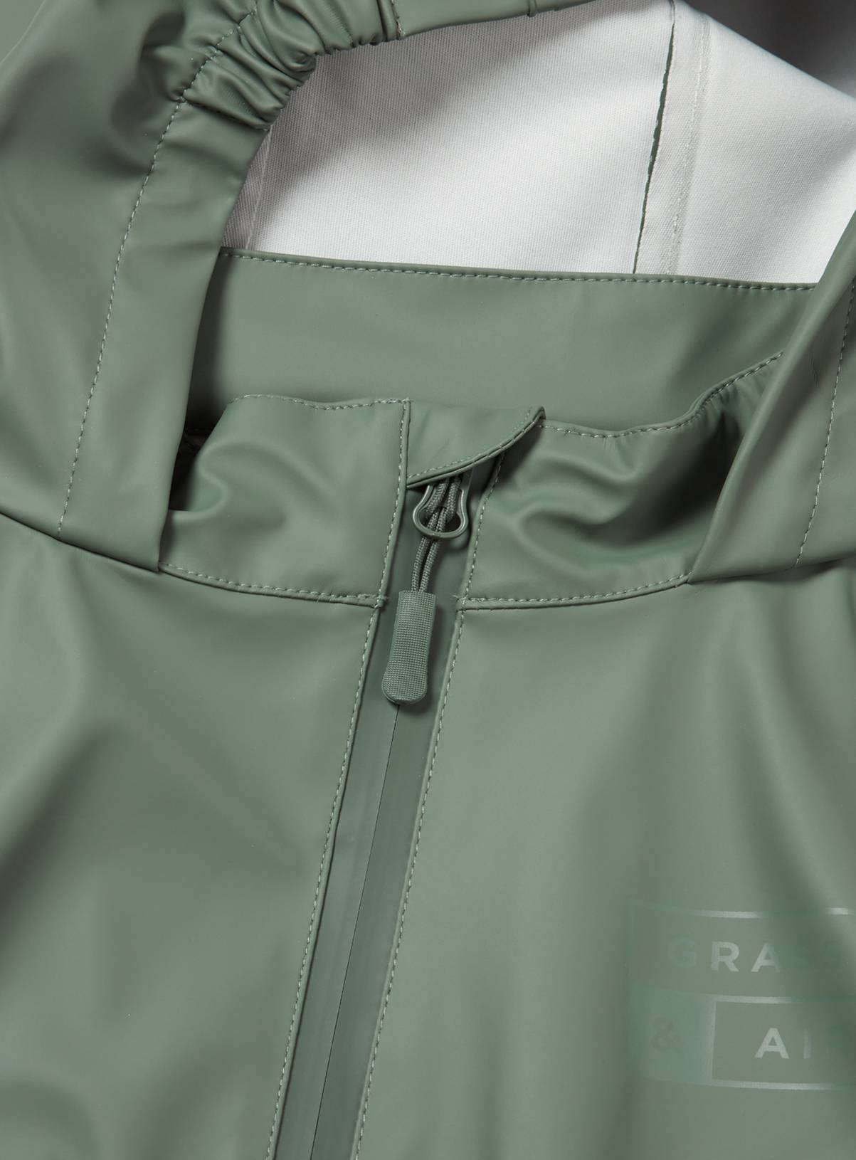 GRASS & AIR Little Kids Khaki Green Puddlesuit 9-12 months - Image 3