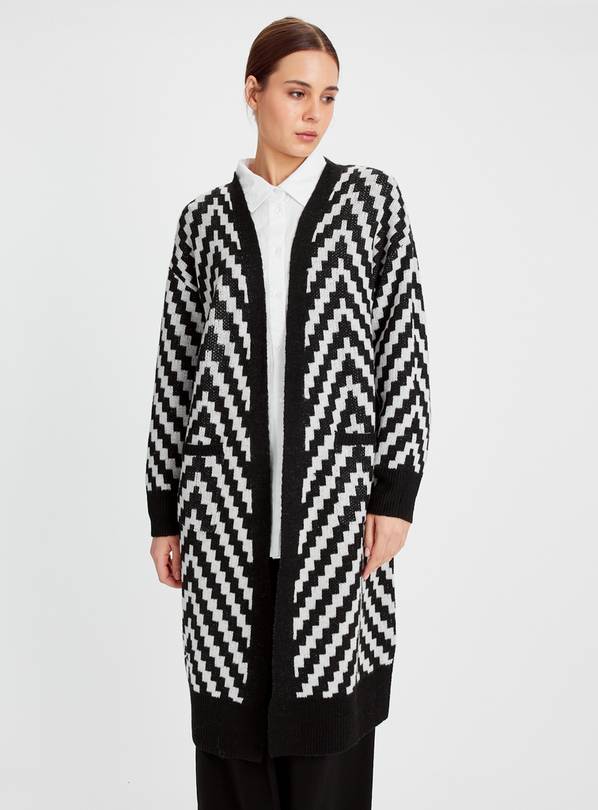 Long black outlet and white cardigan