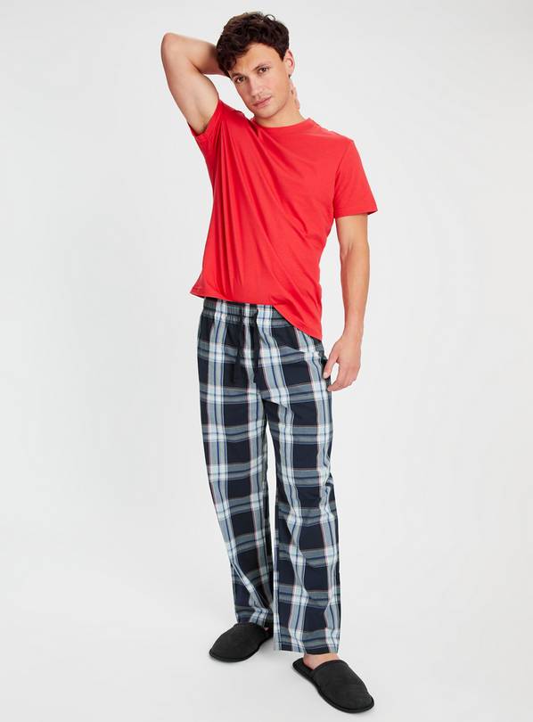 Red T-Shirt & Navy Check Pyjamas XL