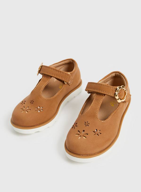 Infant on sale tan shoes