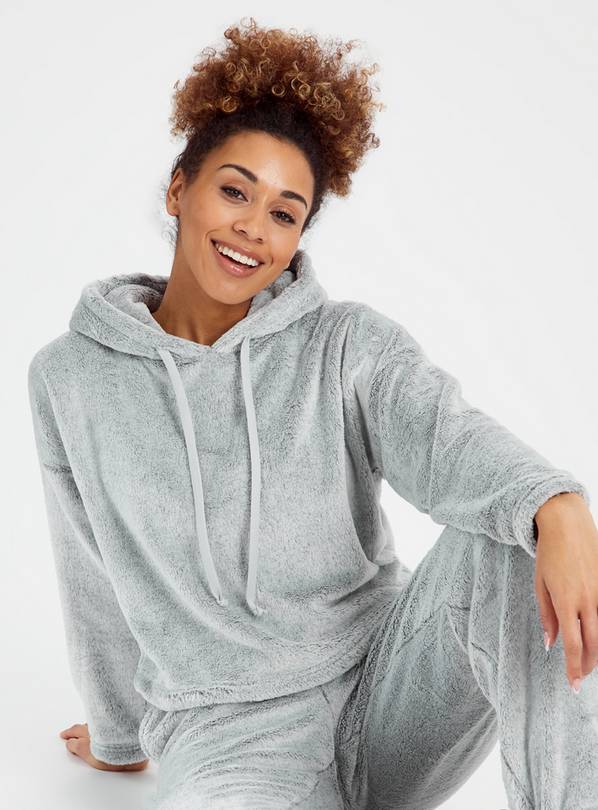 Fluffy hoodie online pyjamas