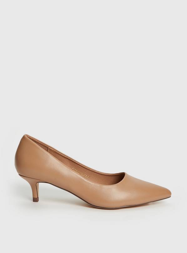 Nude patent hot sale court heels