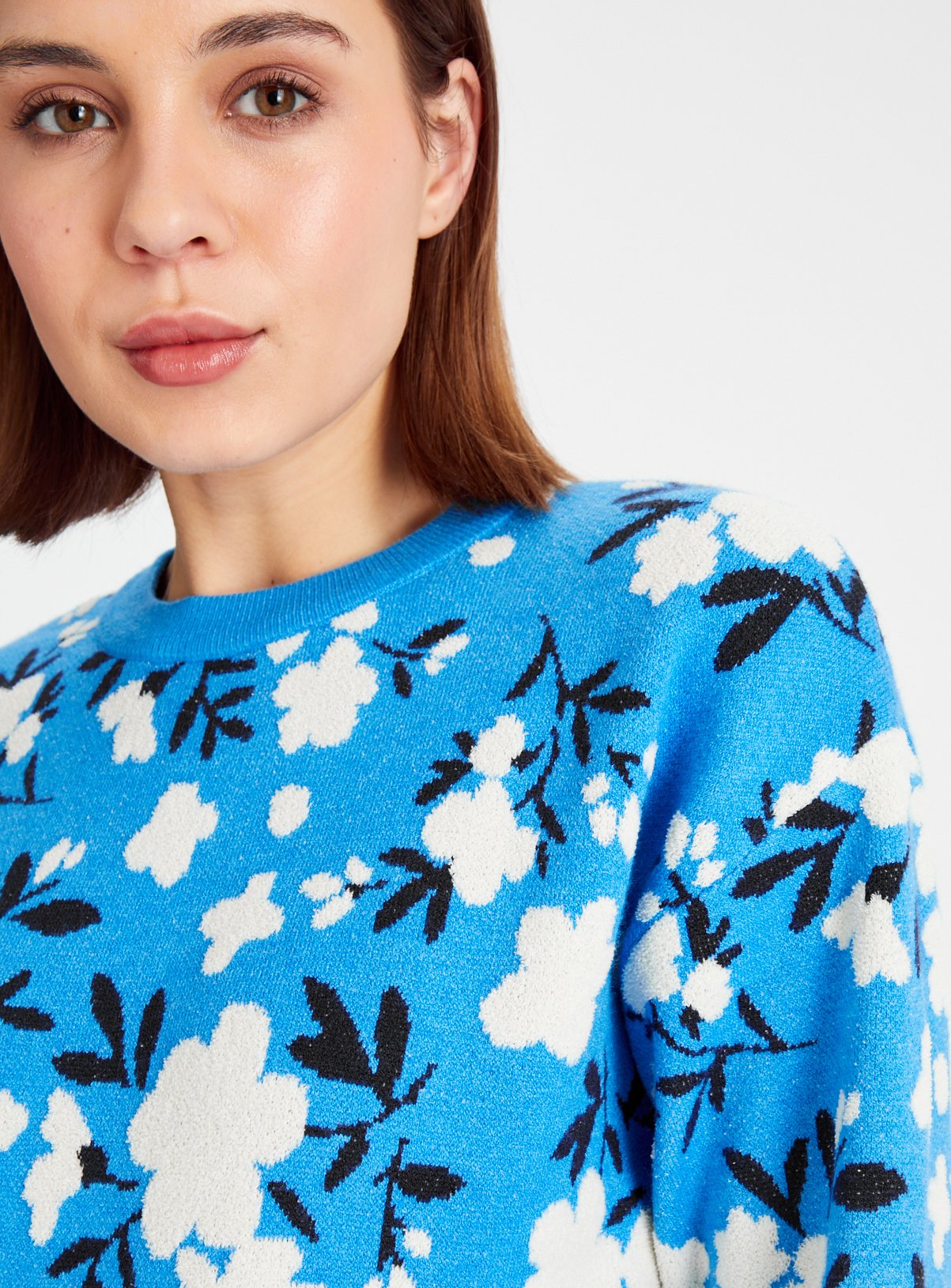 Blue Floral Jacquard Cropped Jumper 12 - Image 3 thumbnail